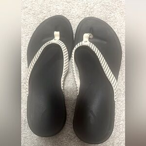 OluKai Sandals